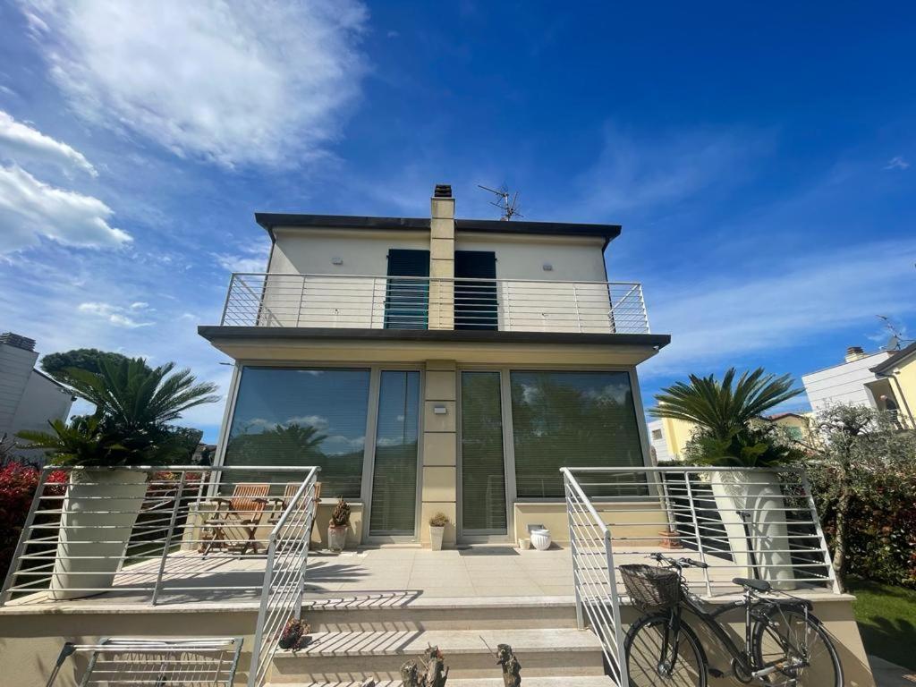 Villa I Tre Cipressi Lido di Camaiore